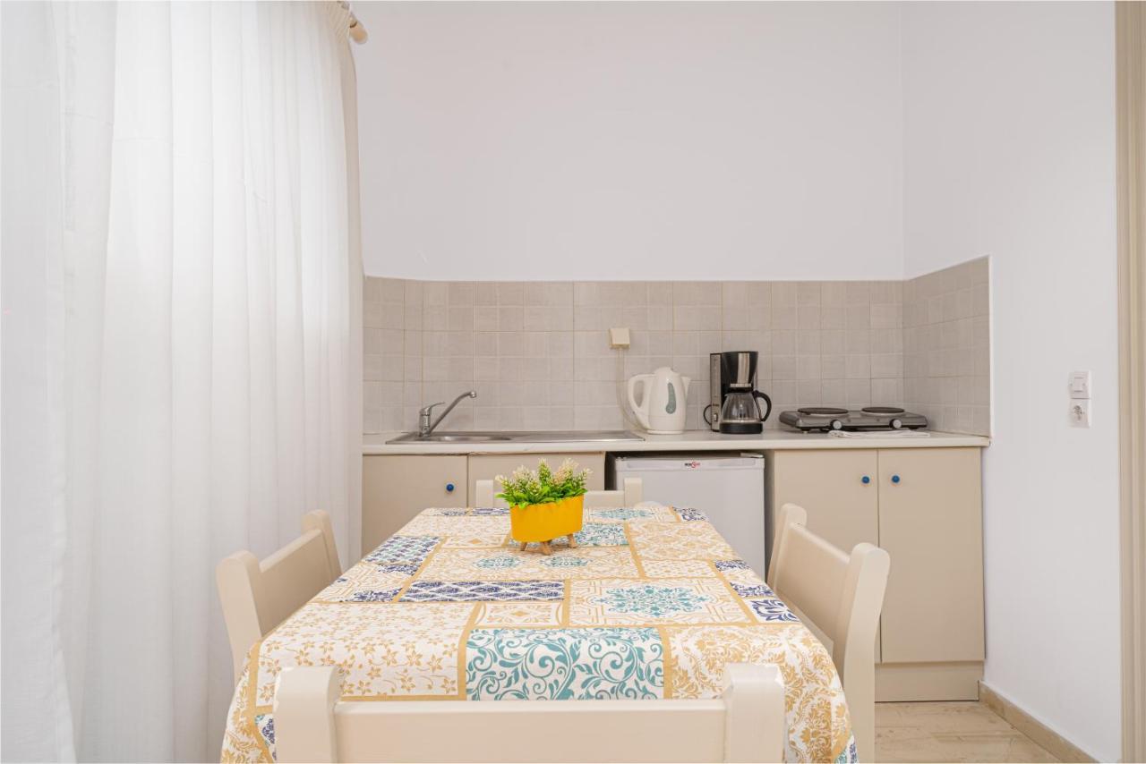 Pyrgaraki Studios And Apartments Василікос Екстер'єр фото